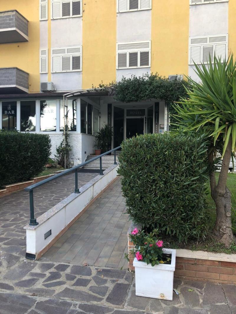 Hotel Sabatino فولّونيكا المظهر الخارجي الصورة